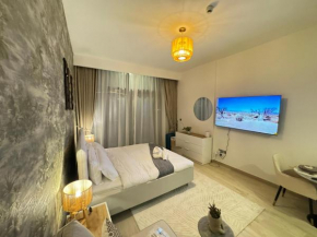 DVR studio Apartment in Azizi Riviera